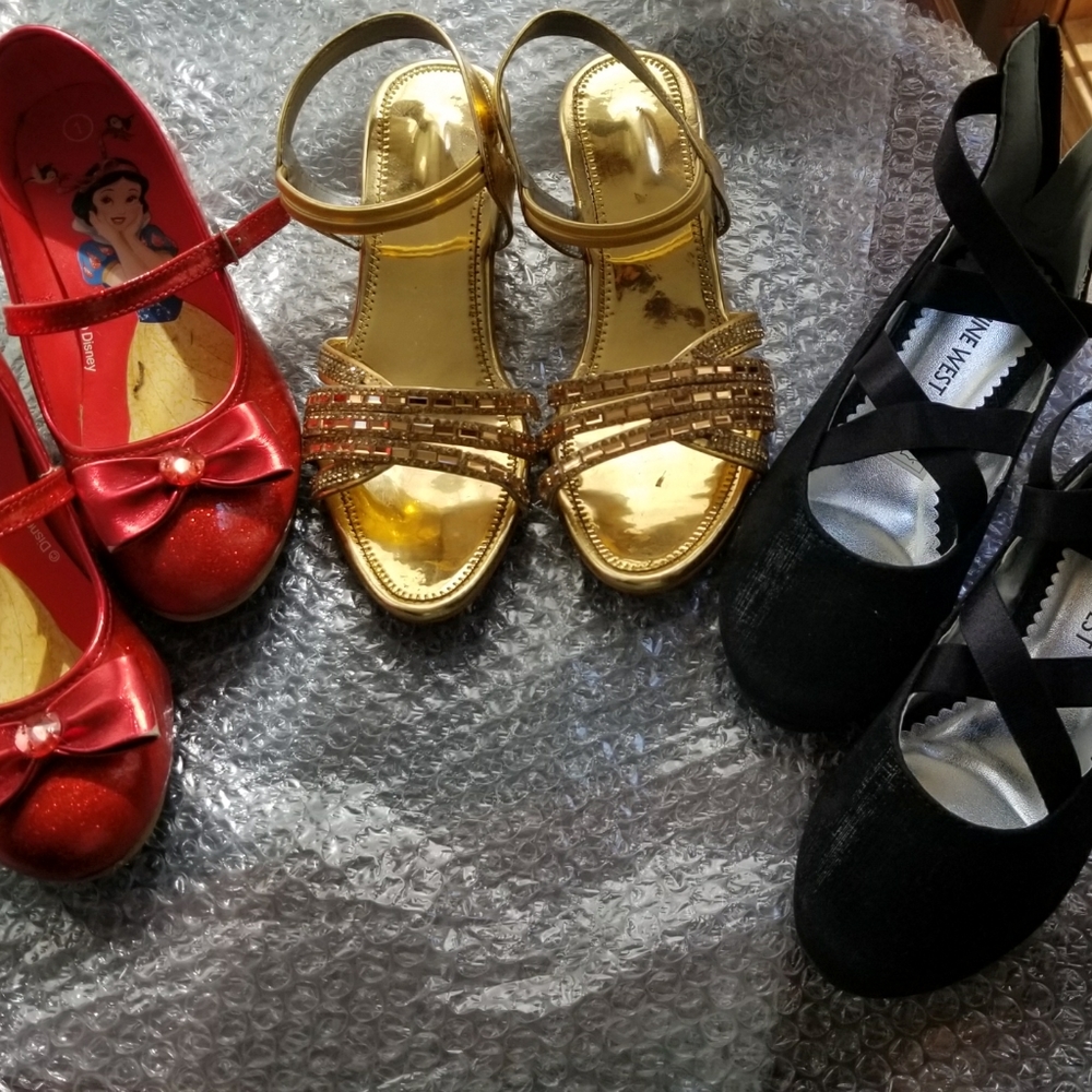 Girls fancy shoes, size 1
